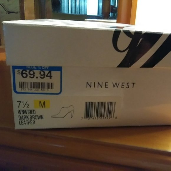 Nine West - Picture 2 of 6